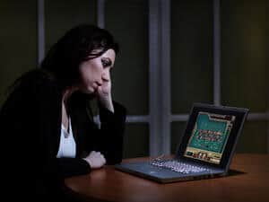 La directora financiera estafó a su propia empresa para gasterse 1,5 millones de libras en su adicción al juego