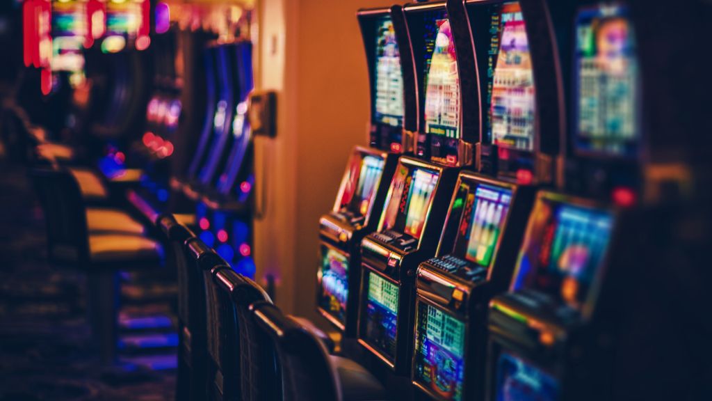 Tasmania's poker machine losses surpass A$1bn since 2018