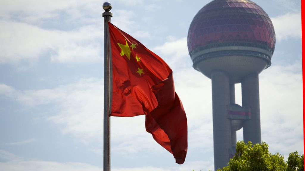 China emite alerta a soldados sobre namoro on-line e apostas