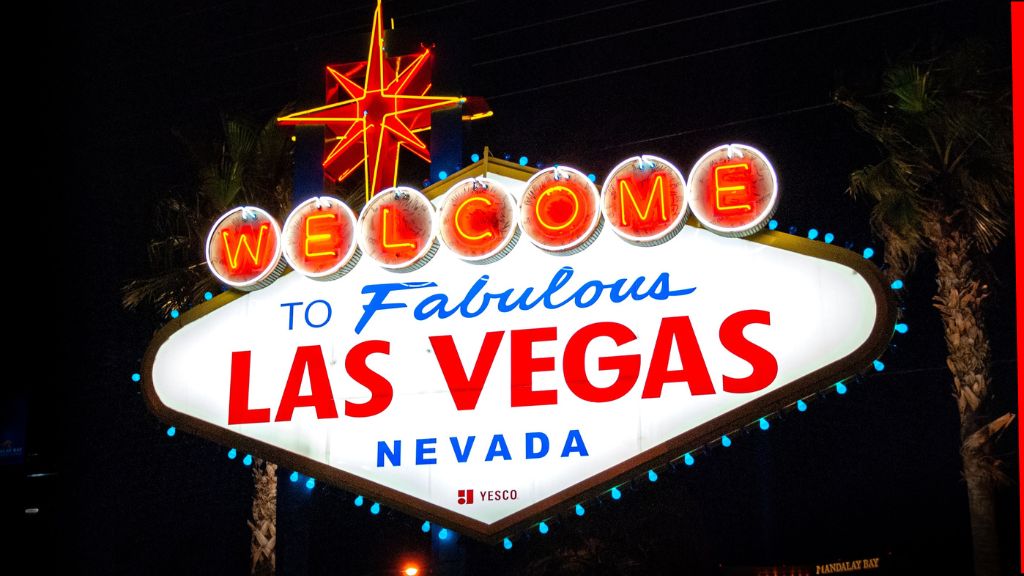Nevada gaming revenue dips in October despite record slot performance 