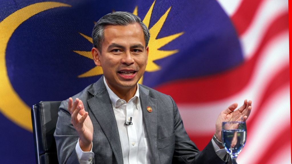 Malaysia to amend communications law to tackle online gambling