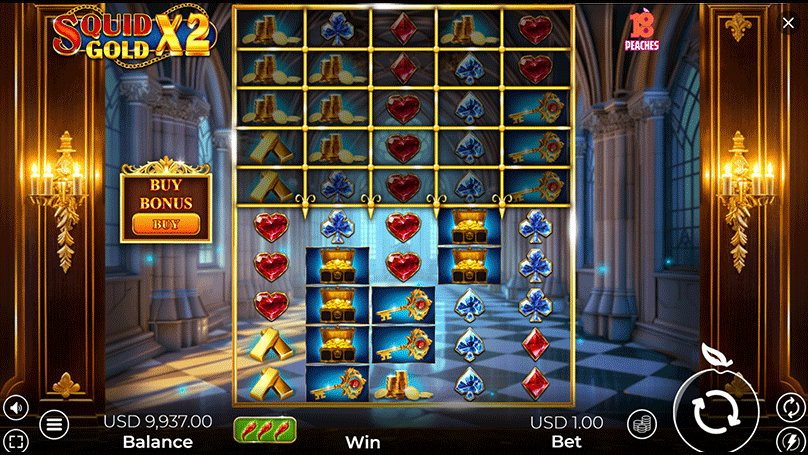 The 5x10 grid halfway closed by a golden gate reveals royal regalia and other symbols, such as ornate keys, coin piles, and treasure chests.