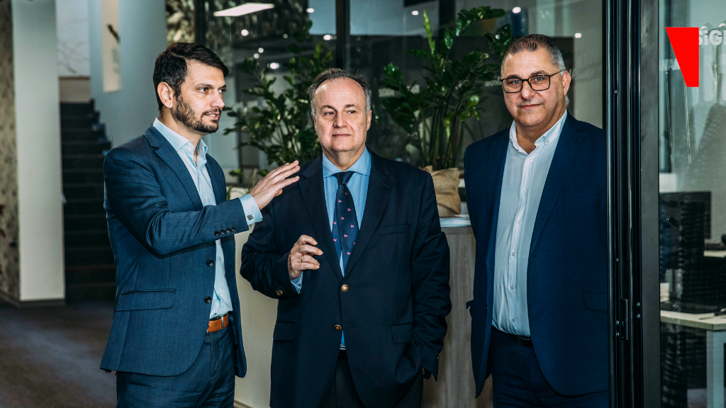Embaixador da Espanha, S.E. José Maria Muriel, visita o escritório da SiGMA em Malta